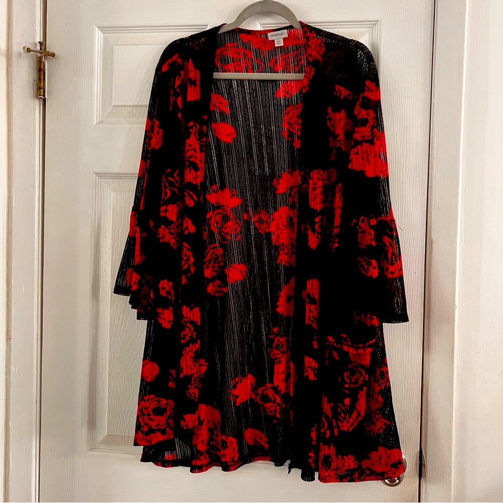 Avenue Black/Red Kimono Plus Size 26/28